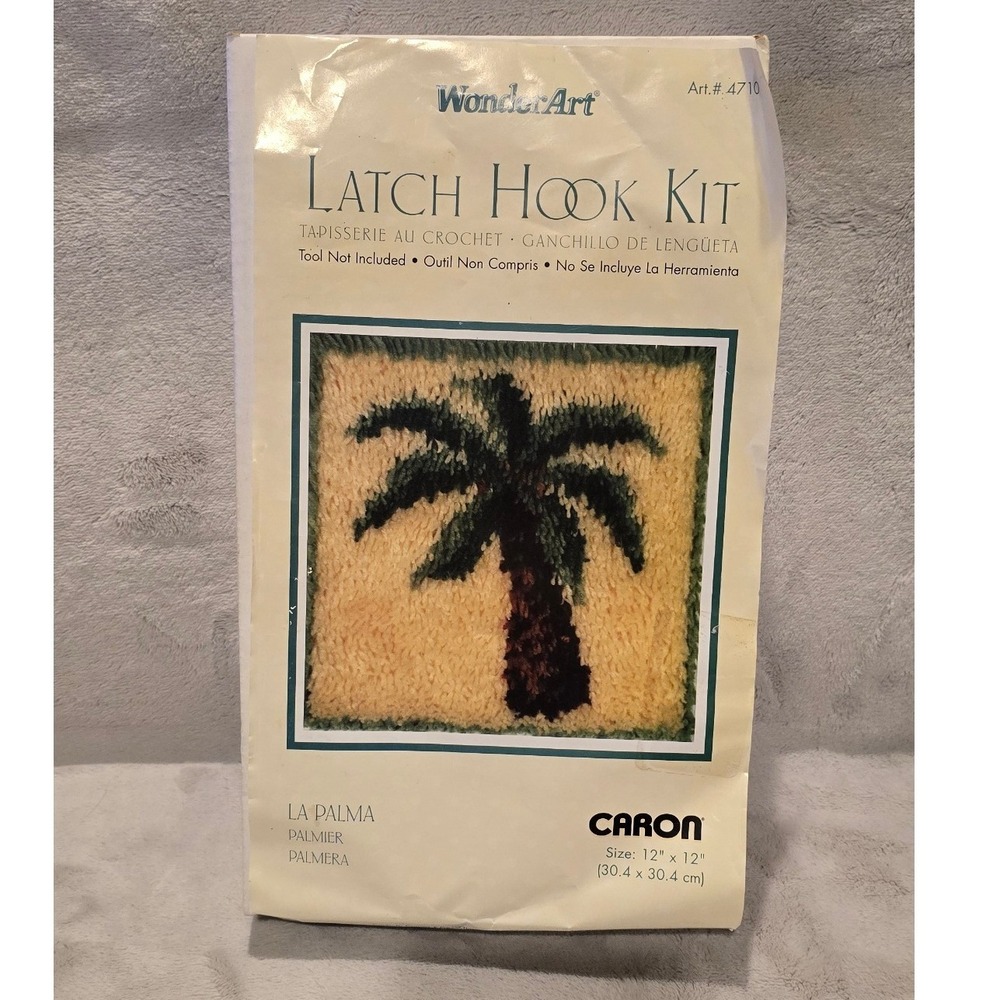 WonderArt Caron La Palma Latch Hook Kit 4710 Palm Tree Tropical 12x12 Vintage